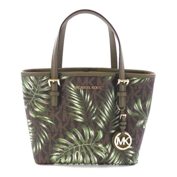 Michael Kors Handbags - Michael Kors Jet set brown Olive 🌴 Palm xs tote